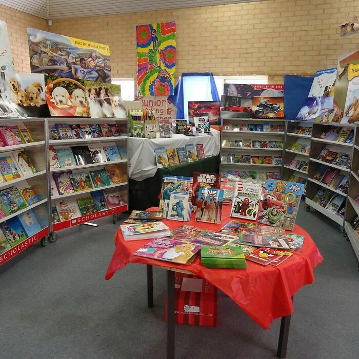 Hands Down One Of The Best Days Of School - The Scholastic Book Fair!