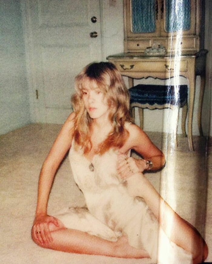 A Very Young And Flexible Stevie Nicks