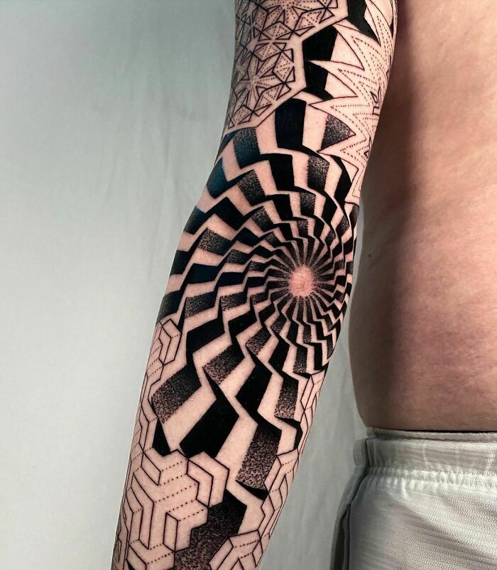 Art elbow tattoo