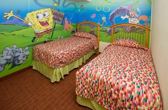 Let‘S Cuddle And Build A Pillowcastle In The Spongebob-Bed