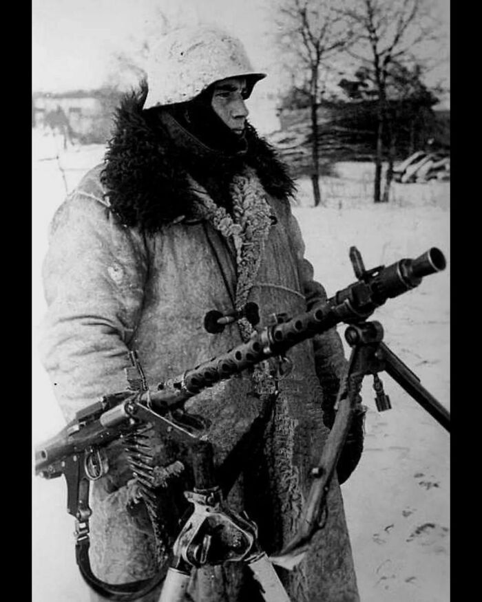 A German Mg 34 Machine Gunner On The Eastern Front, World War II (Winter, 1941)