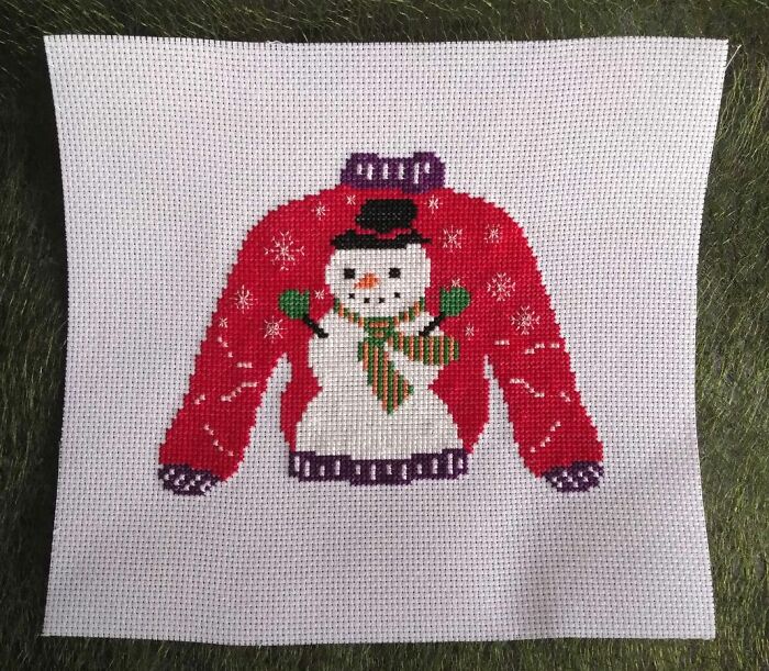 My Cross-Stitch Patterns For The Upcoming Holidays (14 Pics)