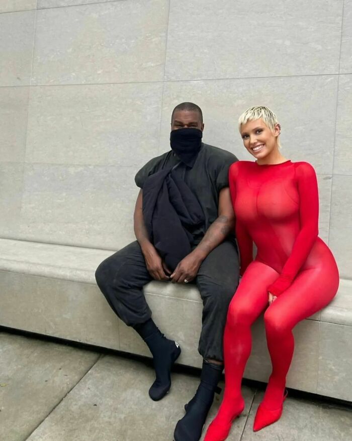 “Very Weird Behavior”: Kanye West And His Wife Get Lifetime Venetian Boat Ban After R-Rated Incident “Very Weird Behavior”: Kanye West And His Wife Get Lifetime Venetian Boat Ban After R-Rated Incident