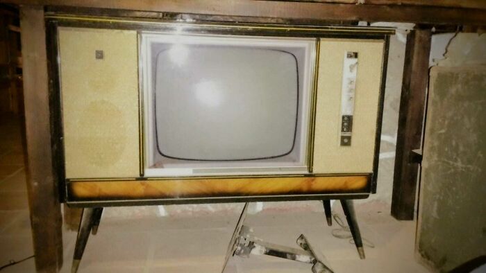 This Is My Grandparents' TV (1940's)