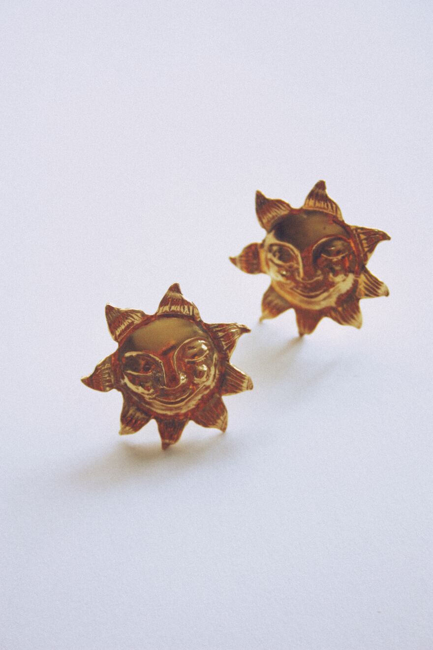 This Week's Scandinavian Jewelry Artist: 'Ilona' Shows Us There's Always A Reason To Celebrate! This Week's Scandinavian Jewelry Artist: 'Ilona' Shows Us There's Always A Reason To Celebrate!