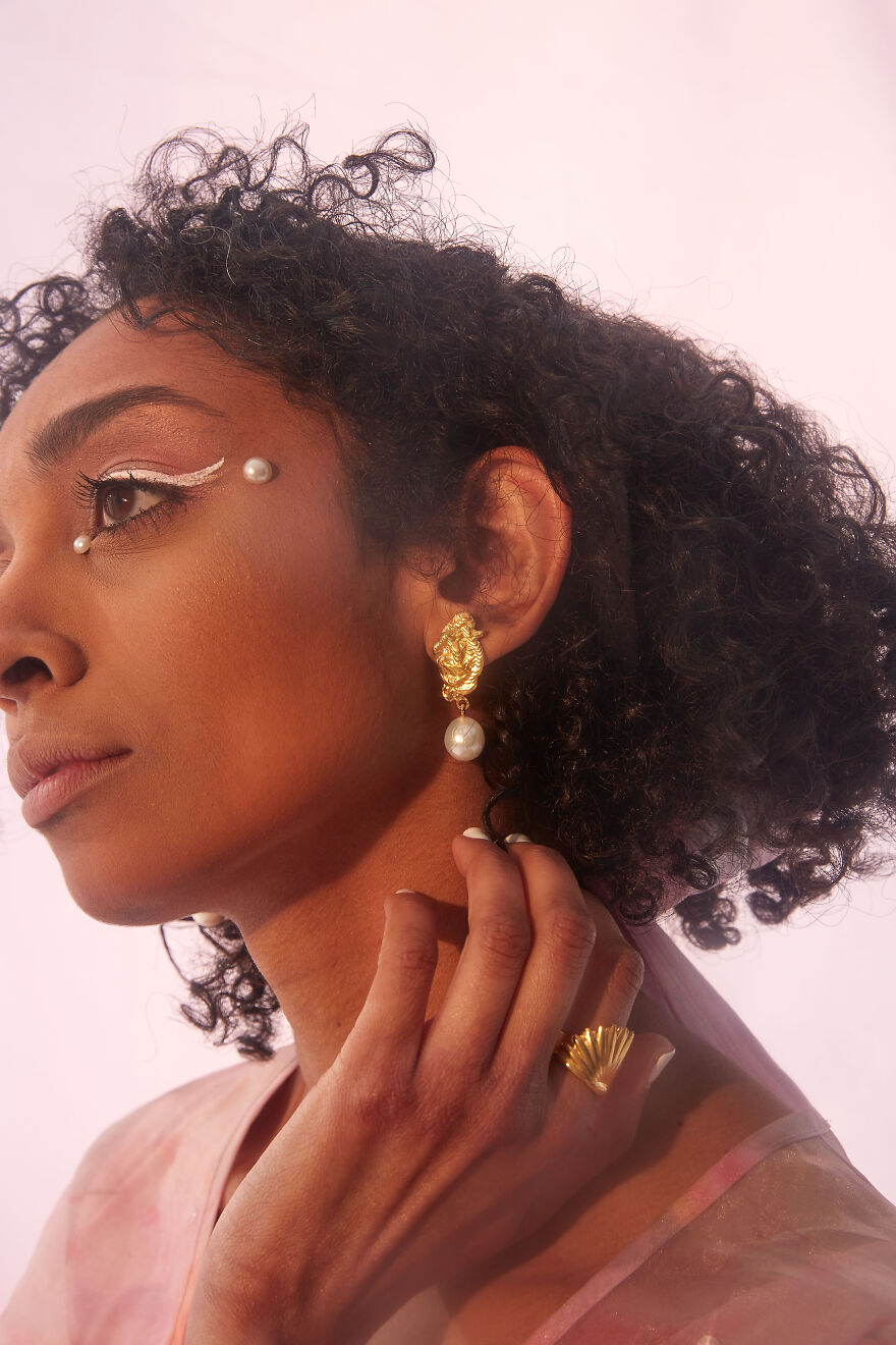 This Week's Scandinavian Jewelry Artist: 'Ilona' Shows Us There's Always A Reason To Celebrate! This Week's Scandinavian Jewelry Artist: 'Ilona' Shows Us There's Always A Reason To Celebrate!