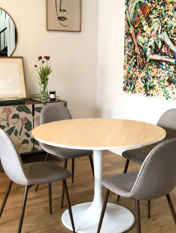 Round kitchen table with chairs