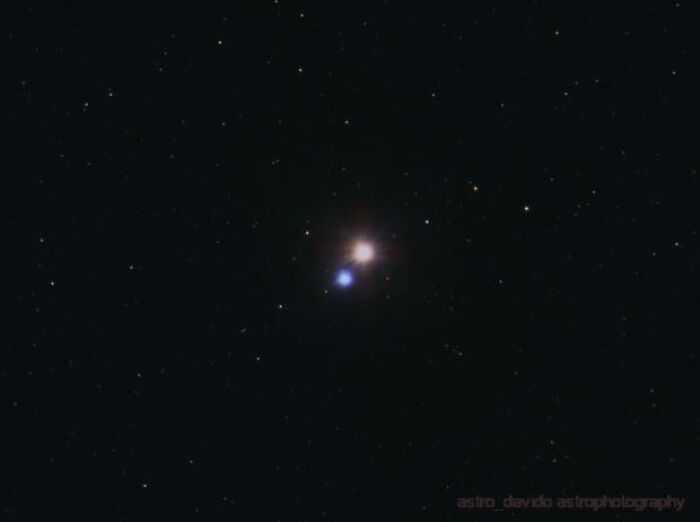 A photograph of Albireo - A Double Star