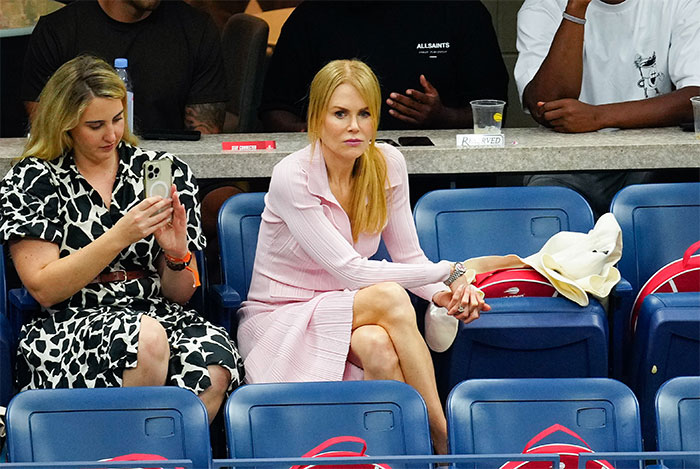 "Never Thought She Was Funny": Fans Defend Nicole Kidman After Amy Schumer's Lame Joke