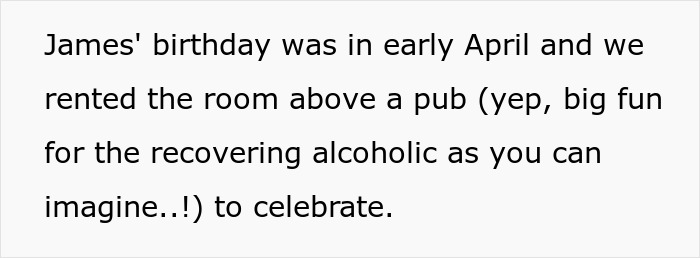 Bride Wants To Keep The Reasoning Behind Alcohol-Free Wedding Secret, Friends Put Her Under Fire Bride Wants To Keep The Reasoning Behind Alcohol-Free Wedding Secret, Friends Put Her Under Fire