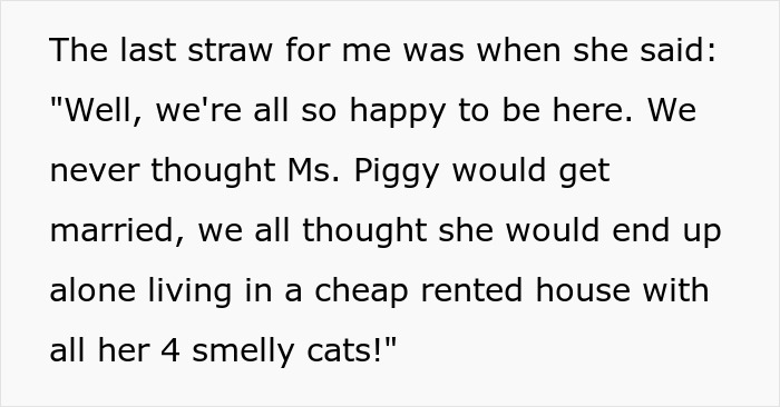 Bride Sobs After “Degrading” Pictures Get Shown At Wedding, Walks Out After Mom’s Speech Bride Sobs After “Degrading” Pictures Get Shown At Wedding, Walks Out After Mom’s Speech