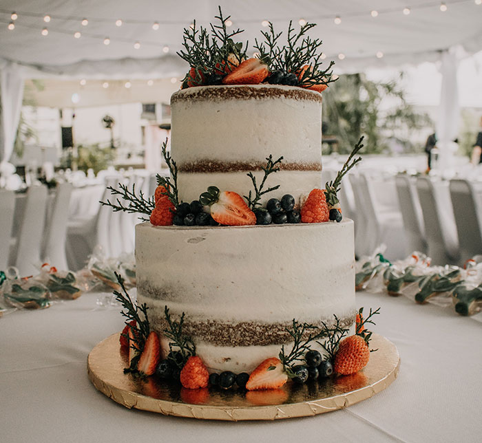 Bride Divorces Husband A Day After Wedding, Realizes The Obvious Red Flags She’s Been Ignoring Bride Divorces Husband A Day After Wedding, Realizes The Obvious Red Flags She’s Been Ignoring