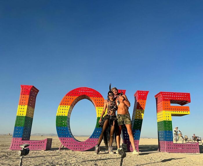 “It Was Pure Hell”: People Share Distressing Photos Of How Legendary Burning Man Turned Into A Fiasco “It Was Pure Hell”: People Share Distressing Photos Of How Legendary Burning Man Turned Into A Fiasco