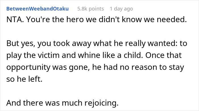Woman 'Fixes' Best Man's Problem Of Being Served Potatoes, Simply Grabs Them Off His Plate Woman 'Fixes' Best Man's Problem Of Being Served Potatoes, Simply Grabs Them Off His Plate