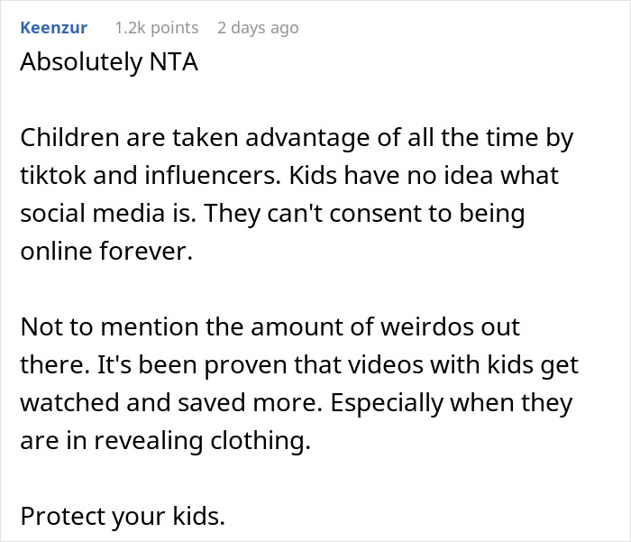 Woman Bursts Into Tears After Husband Demands She Delete All Her Mommy Influencer Content Woman Bursts Into Tears After Husband Demands She Delete All Her Mommy Influencer Content