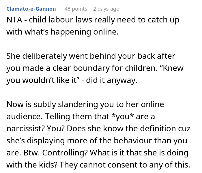 Woman Bursts Into Tears After Husband Demands She Delete All Her Mommy Influencer Content Woman Bursts Into Tears After Husband Demands She Delete All Her Mommy Influencer Content