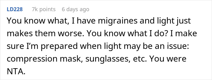 Entitled Flier Thinks She Owns The Plane, Slams Her Neighbor’s Window On Her And Tosses Her Cup Entitled Flier Thinks She Owns The Plane, Slams Her Neighbor’s Window On Her And Tosses Her Cup