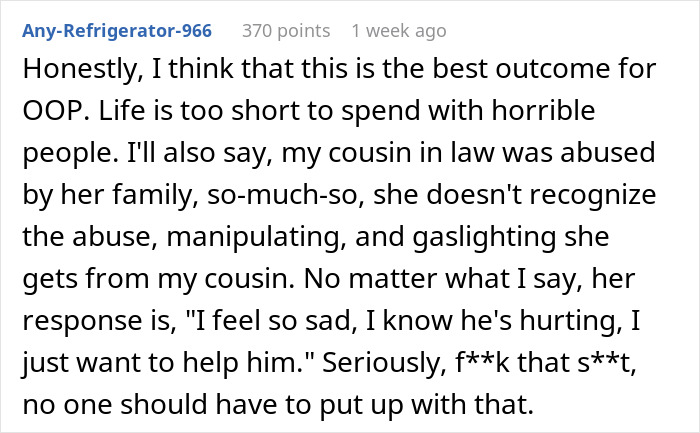 Bride Divorces Husband A Day After Wedding, Realizes The Obvious Red Flags She’s Been Ignoring Bride Divorces Husband A Day After Wedding, Realizes The Obvious Red Flags She’s Been Ignoring