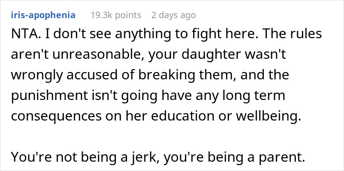 Parent Unwilling To Confront School For 'Dress Coding' Their Daughter, Gets Dubbed A Jerk Parent Unwilling To Confront School For 'Dress Coding' Their Daughter, Gets Dubbed A Jerk