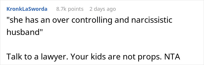 Woman Bursts Into Tears After Husband Demands She Delete All Her Mommy Influencer Content Woman Bursts Into Tears After Husband Demands She Delete All Her Mommy Influencer Content