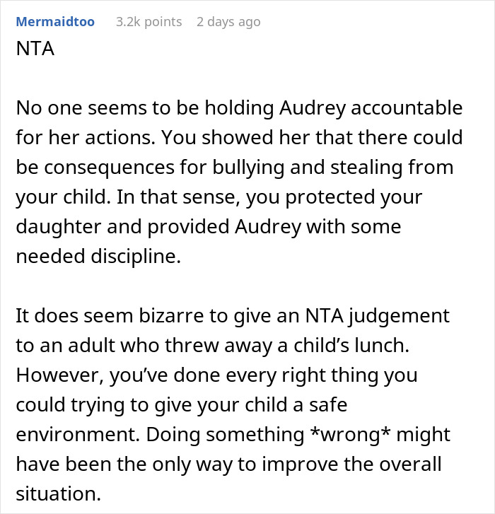 Mom Deals With Daughter’s Bully On Her Own Terms After Teacher And Principal Won’t Help Mom Deals With Daughter’s Bully On Her Own Terms After Teacher And Principal Won’t Help