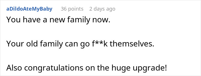 Bride Sobs After “Degrading” Pictures Get Shown At Wedding, Walks Out After Mom’s Speech Bride Sobs After “Degrading” Pictures Get Shown At Wedding, Walks Out After Mom’s Speech