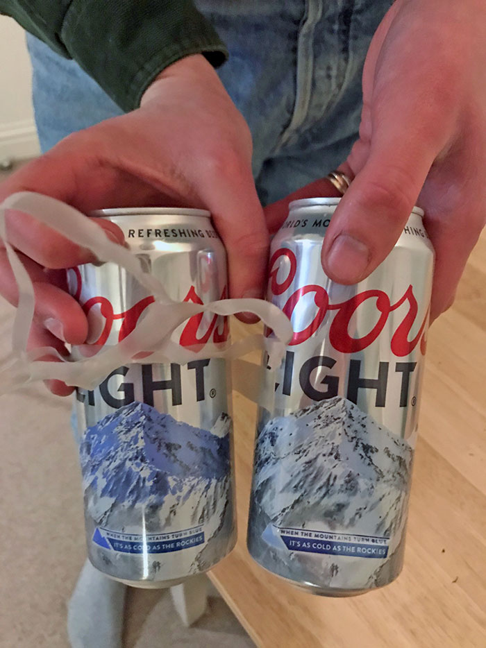 The Mountain On A Coors Light Can Turn Blue When It’s Chilled And Ready To Drink