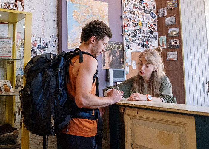 30 Biggest Cultural Shocks From Around The World Visitors Just Can’t Get Used To