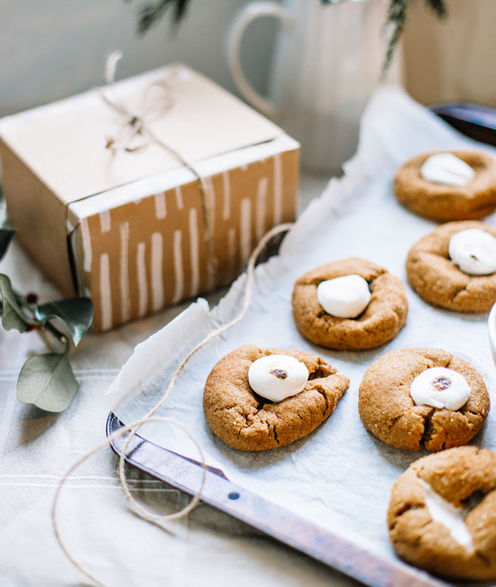 Cookies with gift box 