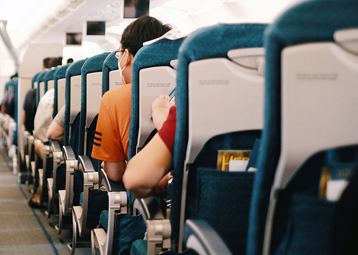 “She Was Screaming The Entire Time”: 50 Horrific Things To Have Happened On Flights