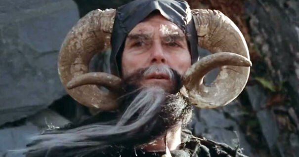john-cleese-holy-grail-tim-the-enchanter-650a10ece1a42.jpg