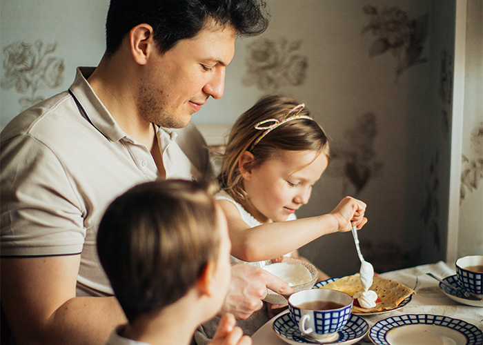 Woman Refuses To Be A Stepmother To Her BF's Kids After Their Mother Dies, Gets Told To 'Grow Up' Woman Refuses To Be A Stepmother To Her BF's Kids After Their Mother Dies, Gets Told To 'Grow Up'