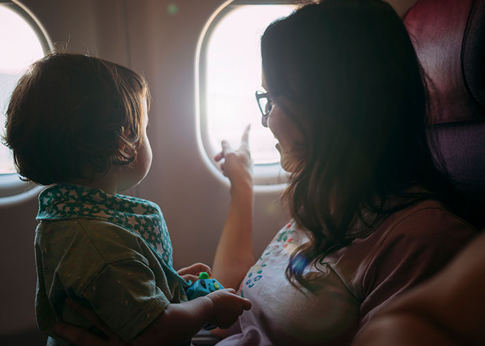 Woman Infuriates Her Parents By Not Going On A 10-Hour Flight So They Can See Their Grandbaby Woman Infuriates Her Parents By Not Going On A 10-Hour Flight So They Can See Their Grandbaby