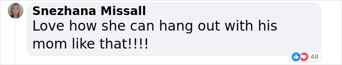 Taylor Swift Attends Chiefs Game With Travis Kelce's Mom Amid Dating Rumors Taylor Swift Attends Chiefs Game With Travis Kelce's Mom Amid Dating Rumors