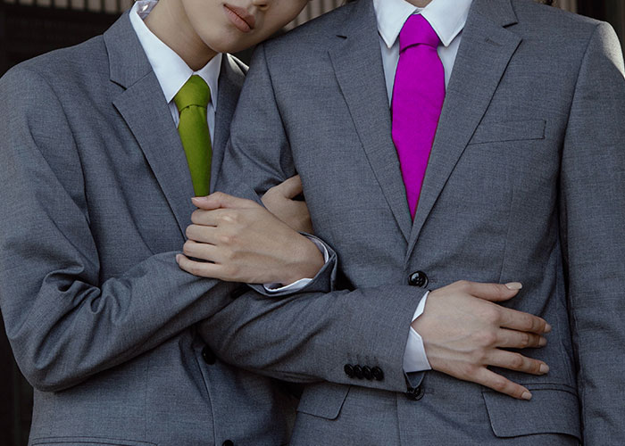 Boss Tells Employees To Follow Outdated Rule Book, Begs Them To Stop After 3 Days Boss Tells Employees To Follow Outdated Rule Book, Begs Them To Stop After 3 Days