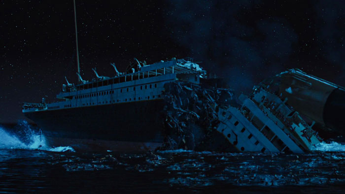Titanic sinking in the movie 'Titanic' (1997)