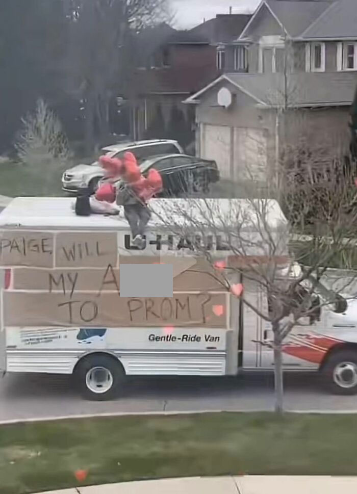 These Prom Proposals Are Getting Clever
