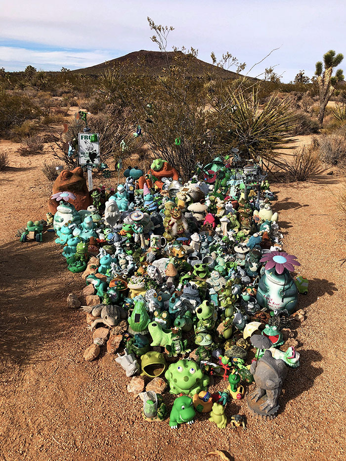 Dozens Of People Have Left Frogs Near The Mojave Road In The Middle Of The Mojave Desert