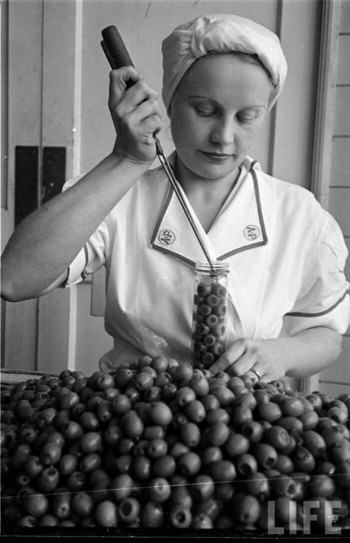 Packaging Olives For A&p (George Skadding. 1949)