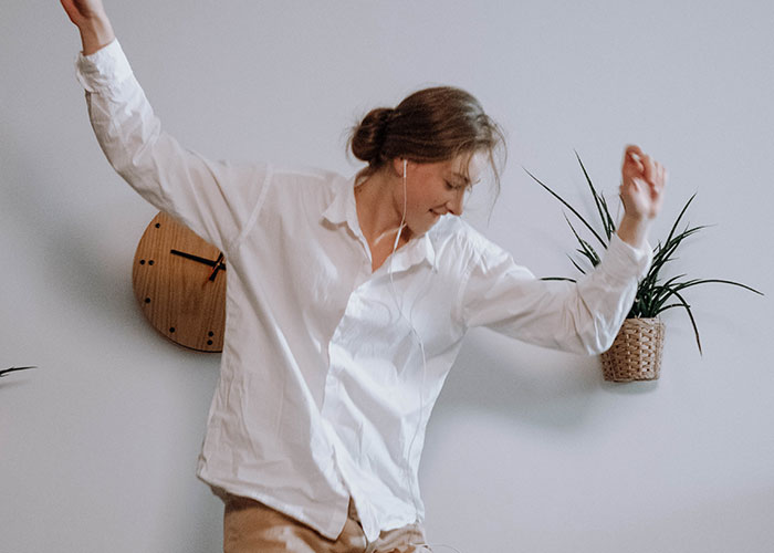 "Blew Up On Me About How I Don't Support Her": Wife's Obsession With Taylor Swift Goes Too Far "Blew Up On Me About How I Don't Support Her": Wife's Obsession With Taylor Swift Goes Too Far