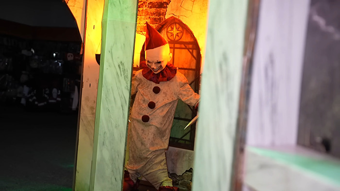 The “World's Most Haunted Store” Employees Claim Ghost Encounters As YouTuber Investigates The “World's Most Haunted Store” Employees Claim Ghost Encounters As YouTuber Investigates