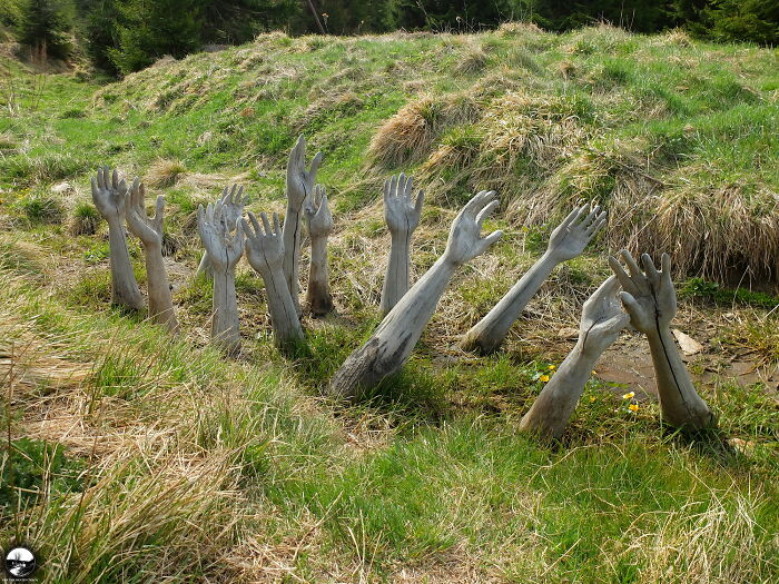 A Creepy Art Installation In Königsmühle, Czech Republic