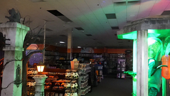 The “World's Most Haunted Store” Employees Claim Ghost Encounters As YouTuber Investigates The “World's Most Haunted Store” Employees Claim Ghost Encounters As YouTuber Investigates