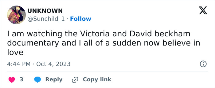 David Beckham Calls Out Wife For Claiming Her Family Was "Very Working Class", Wins The Internet David Beckham Calls Out Wife For Claiming Her Family Was "Very Working Class", Wins The Internet