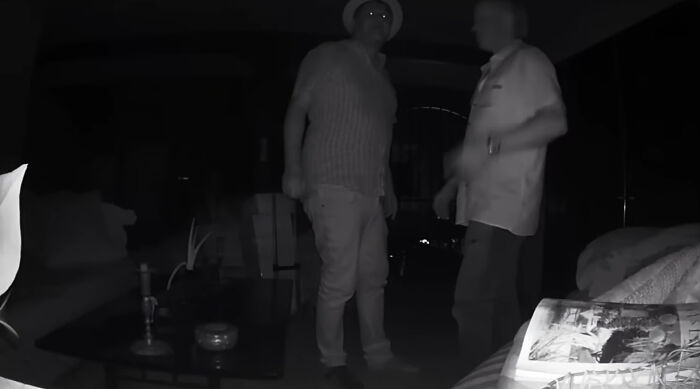 “He Never Paid Rent”: Handyman Helps Elderly Woman Reclaim Her Home From Squatter “He Never Paid Rent”: Handyman Helps Elderly Woman Reclaim Her Home From Squatter