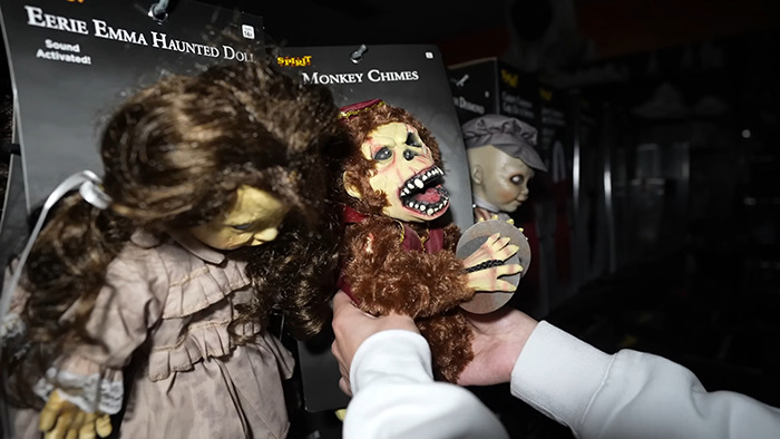 The “World's Most Haunted Store” Employees Claim Ghost Encounters As YouTuber Investigates The “World's Most Haunted Store” Employees Claim Ghost Encounters As YouTuber Investigates