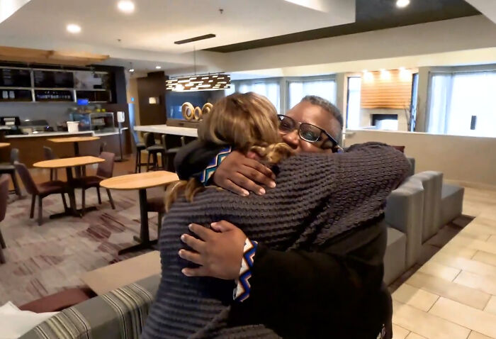 1980 Pen Pals Meet Each Other For The First Time 1980 Pen Pals Meet Each Other For The First Time