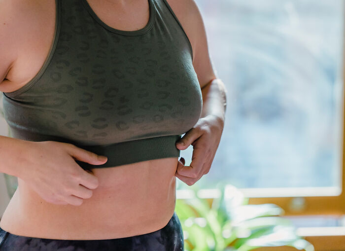 50 Things People Thought Were 'Normal' About Their Bodies Until They Realized They Weren't