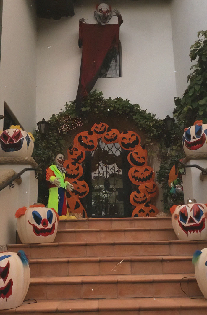 "We Don't Play Around": Christina Aguilera Says Halloween Is Her Favorite Time Of The Year "We Don't Play Around": Christina Aguilera Says Halloween Is Her Favorite Time Of The Year