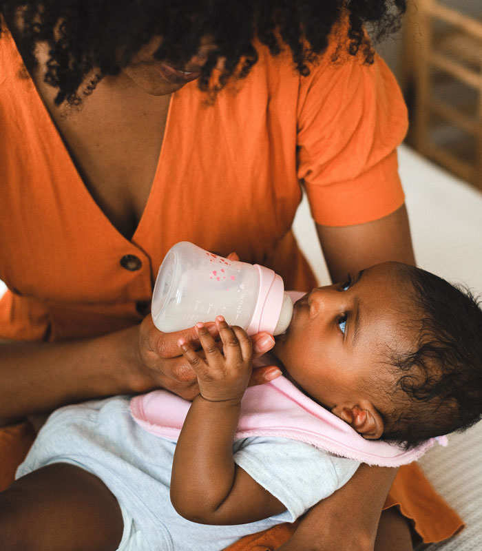 Mom Horrified After Catching Day Care Provider Breastfeeding Her Baby Mom Horrified After Catching Day Care Provider Breastfeeding Her Baby